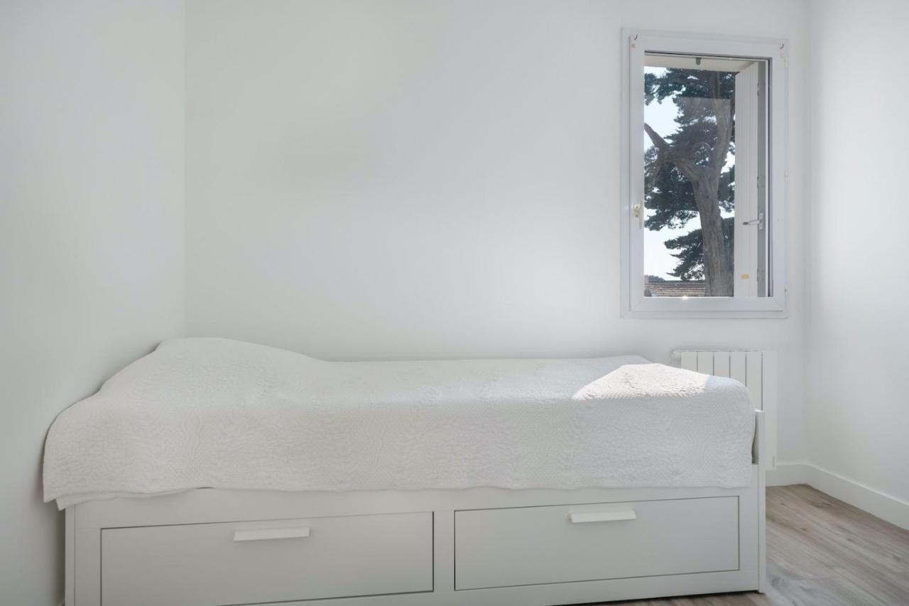 Appartement Pour 4 Avec Vue Sur La Marina 波尔尼谢 外观 照片