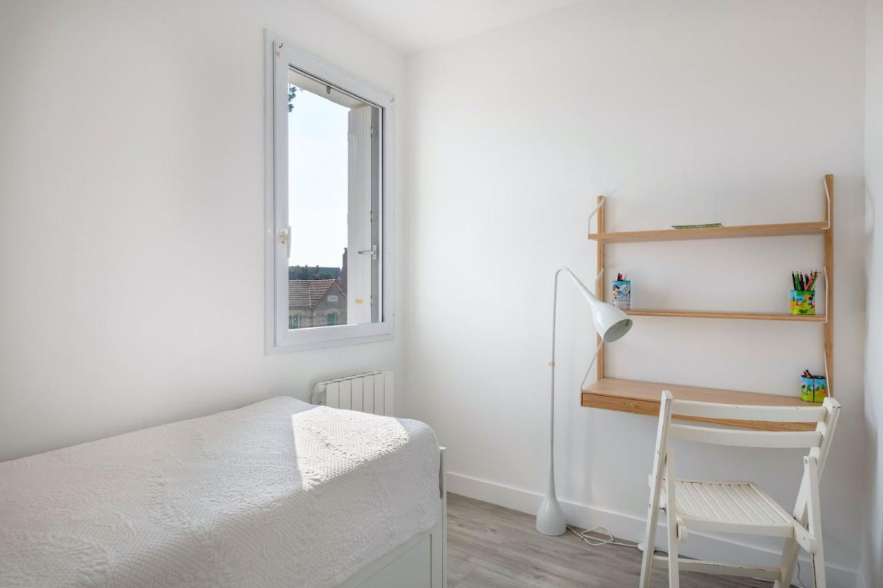 Appartement Pour 4 Avec Vue Sur La Marina 波尔尼谢 外观 照片